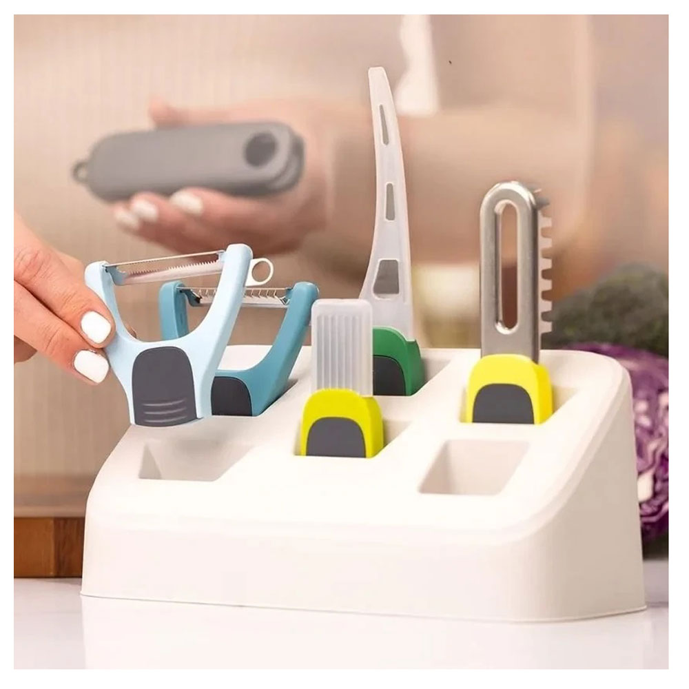 Gray helmet for bikers